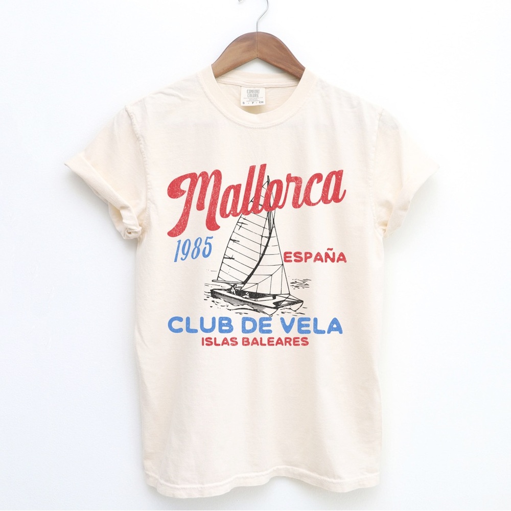 Comfort Colors Mallorca Sailing Club Graphic T-Shirt, New W/O Tags, Unsi…